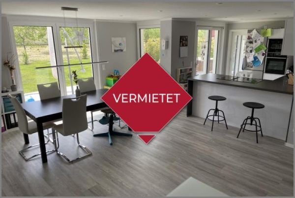 vermietet von Schicke, neuwertige 3-Zi.-EG-Wohnung mit Garten in Achern in Achern bei Dhonau Immobilien-Makler Ortenau