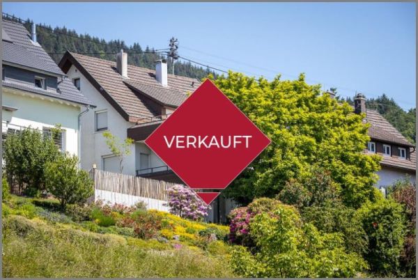 verkauft von Großzügiges Einfamilienhaus mit ELW, 2 Sonnenterrassen & Aussicht
 in Kappelrodeck bei Dhonau Immobilien-Makler Ortenau