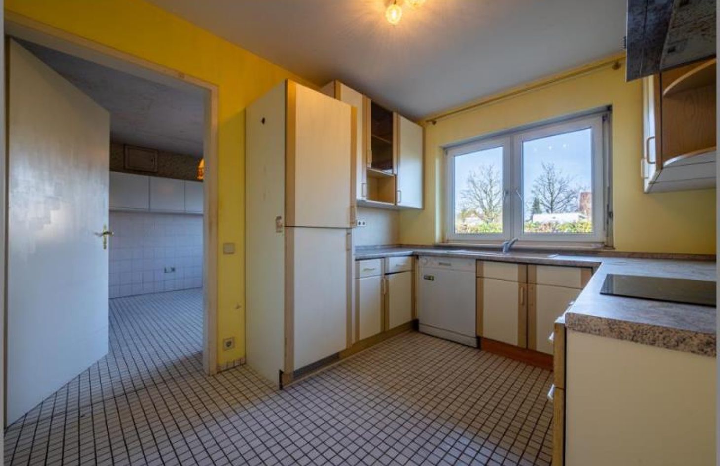 Küche von Träume entwickeln! 215qm Bungalow mit großem Grundstückspaket! in Rheinau bei Dhonau Immobilien-Makler Ortenau