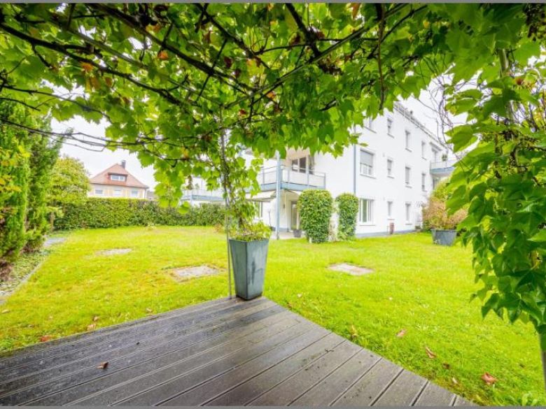 3 Zimmer - großer Garten von Genial! Schicke 3-Zimmer-Stadtwohnung im EG mit großem Garten, Tiefgarage, Aufzug in Achern Stadt bei Dhonau Immobilien-Makler Ortenau