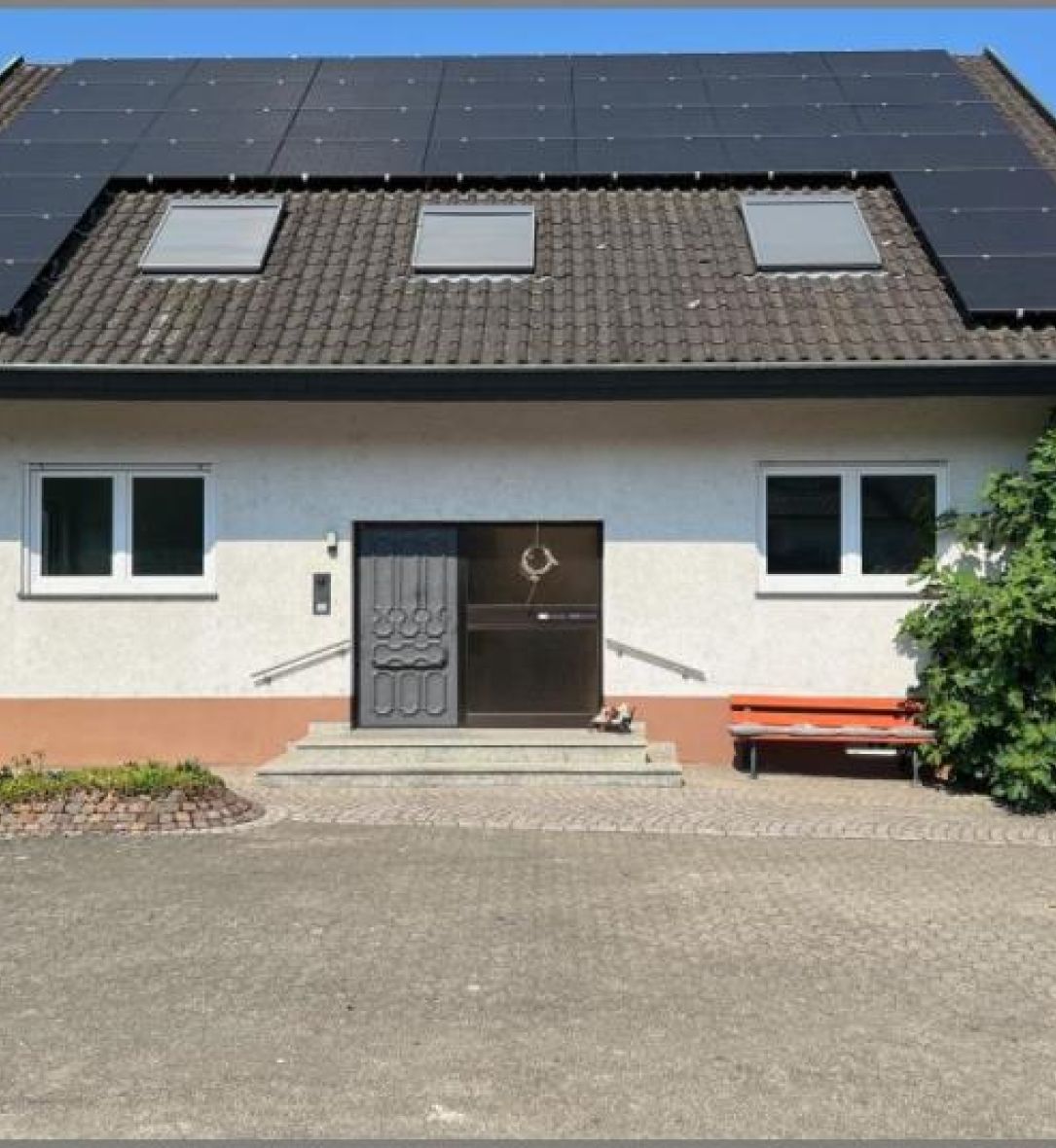 Hausansicht von Großzügige, schick sanierte 4-Zimmer-Wohnung in Achern OT Mösbach bei Dhonau Immobilien-Makler Ortenau