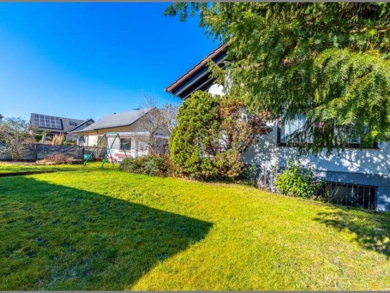 Ansicht Süd von Großartig! Sehr gepflegtes Einfamilienhaus in begehrter Lage mit Anbau u. Garten in Achern bei Dhonau Immobilien-Makler Ortenau