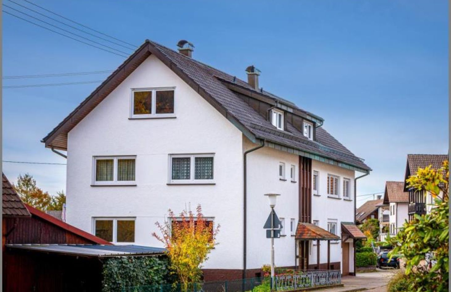 MFH in Varnhalt von Für Anleger und Selbstnutzer! Gepflegtes Dreifamilienhaus bereit zur Neu-Vermietung! in Baden-Baden Varnhalt bei Dhonau Immobilien-Makler Ortenau