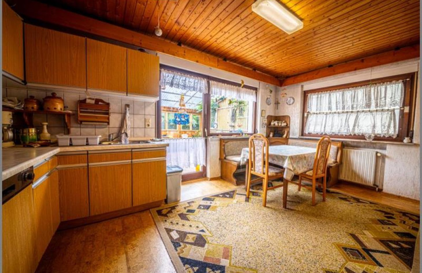 Kochen EG von Ihre Sanierungs-Chance: EFH oder ZFH mit großem Grundstück in ruhiger Lage in Lauf bei Dhonau Immobilien-Makler Ortenau