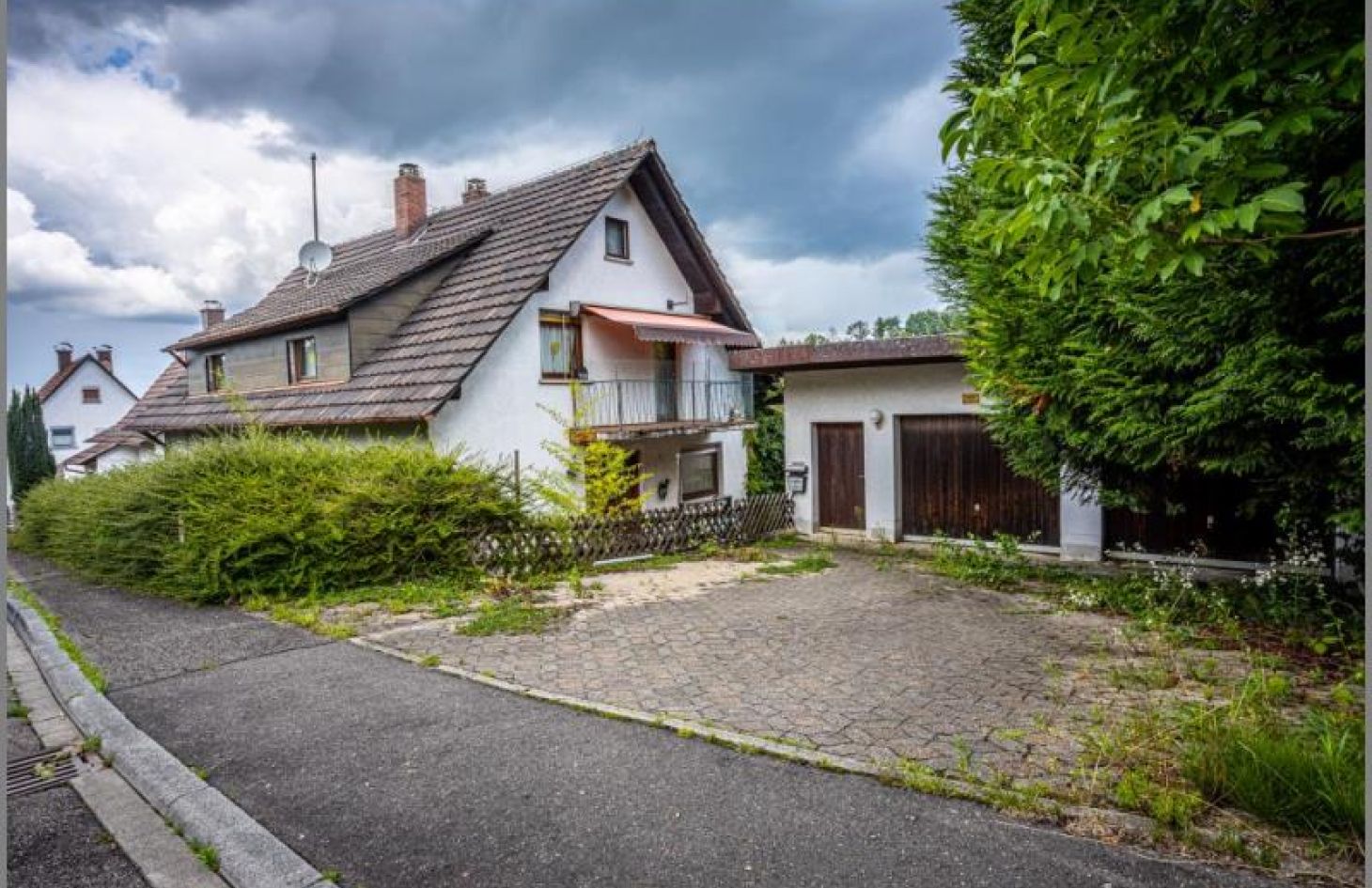 Zweifamilienhaus von Ihre Sanierungs-Chance: EFH oder ZFH mit großem Grundstück in ruhiger Lage in Lauf bei Dhonau Immobilien-Makler Ortenau