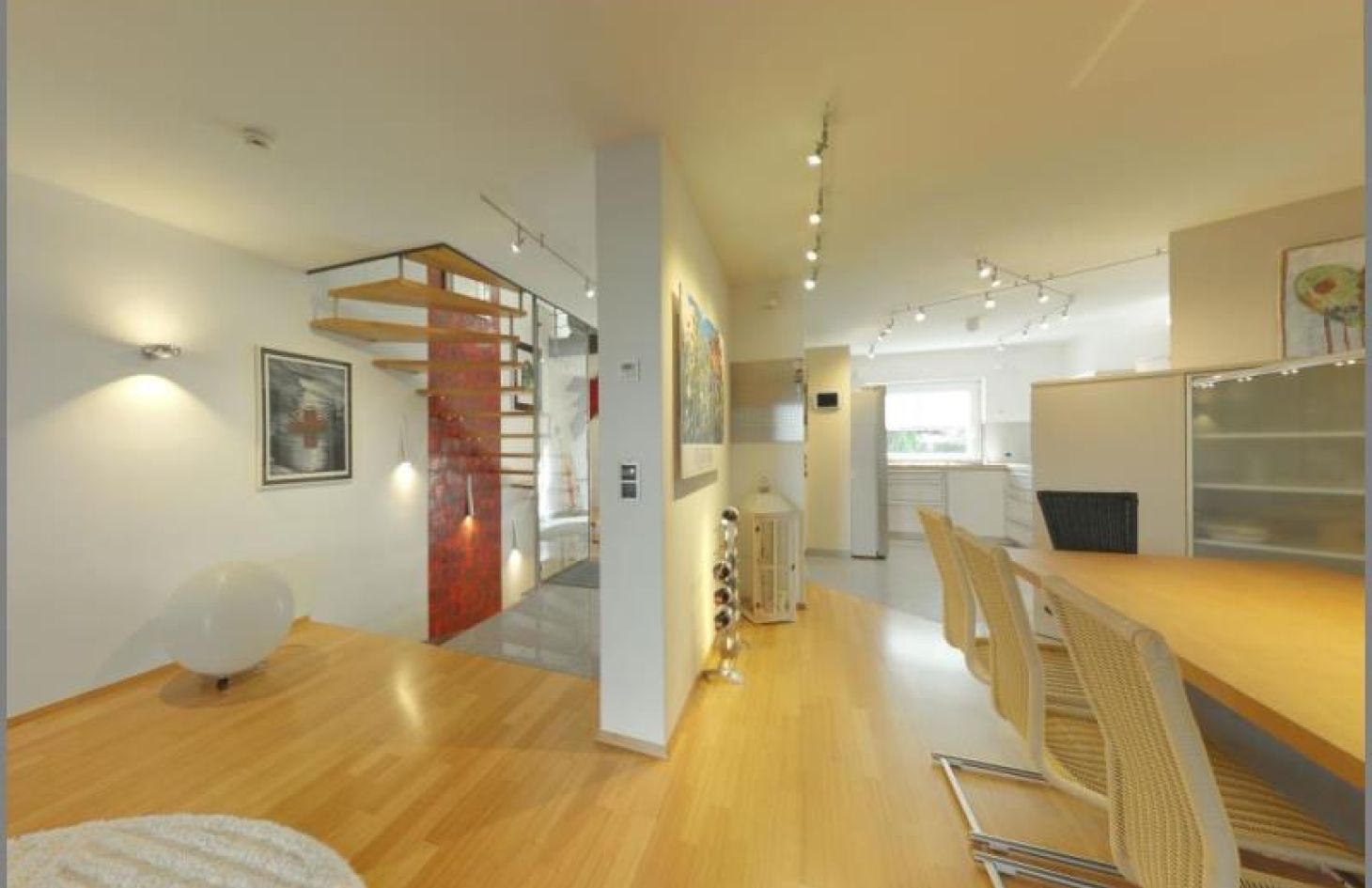Wohnen / Essen von Top saniertes Reihenhaus! Lebensqualität zum Mieten im Langenwinkel! in Lahr-Langenwinkel bei Dhonau Immobilien-Makler Ortenau