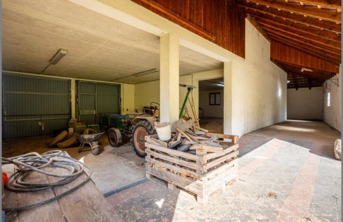 Anbau EG Garagen von Ein- bis Zweifamilienhaus mit massivem Öko-Anbau - Ausbauoption plus extra Grundstück! in Kappelrodeck bei Dhonau Immobilien-Makler Ortenau