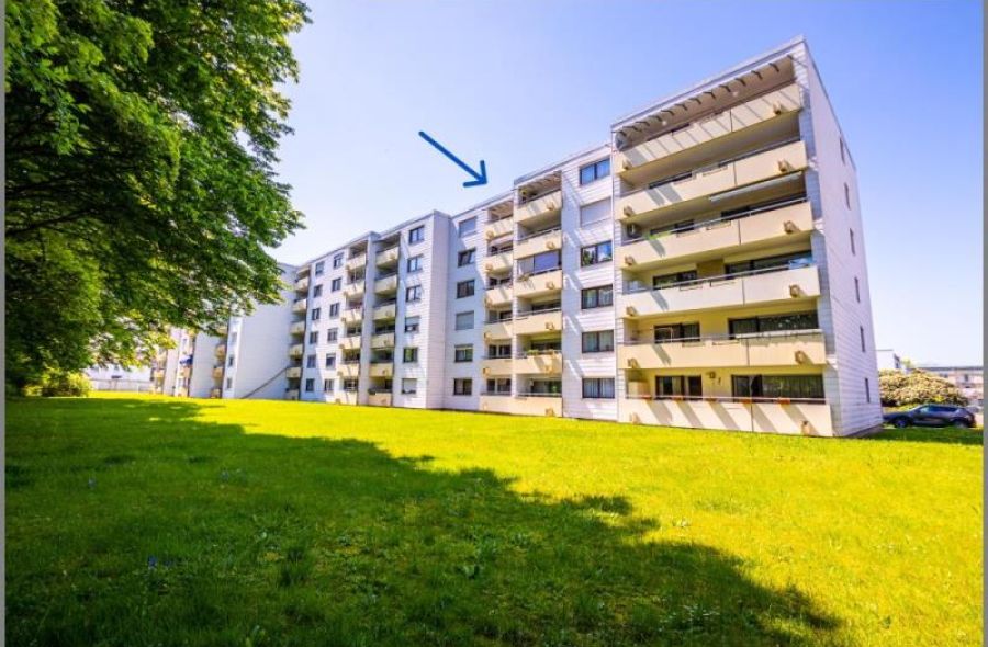 In Achern ganz oben von Herrlich Wohnen über Achern ! 3-Zimmer-ETW! Balkon, Aufzug, Tiefgarage! in Achern bei Dhonau Immobilien-Makler Ortenau