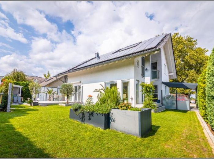Willkommen daheim! von Schicker Wohntraum in Grün! Modernes Einfamilienhaus in ruhiger Lage! in Bühl bei Dhonau Immobilien-Makler Ortenau