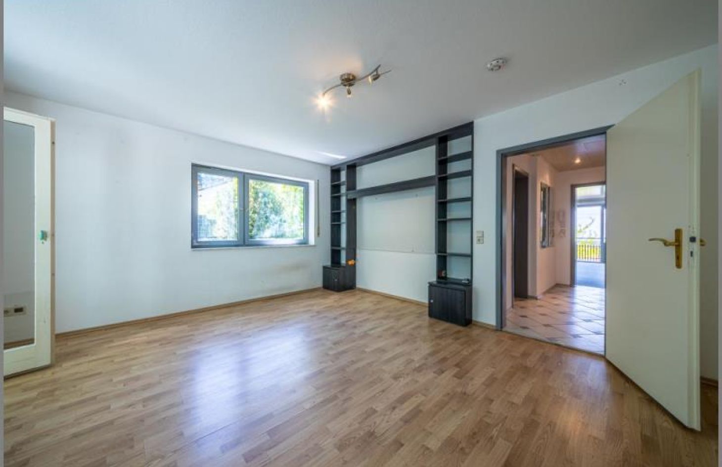 Wohnen / Schlafen / Essen A von 2-in-1-Ferien-/Eigentumswohnung mit Wintergarten, Garage und herrlicher Aussicht! in Sasbachwalden bei Dhonau Immobilien-Makler Ortenau