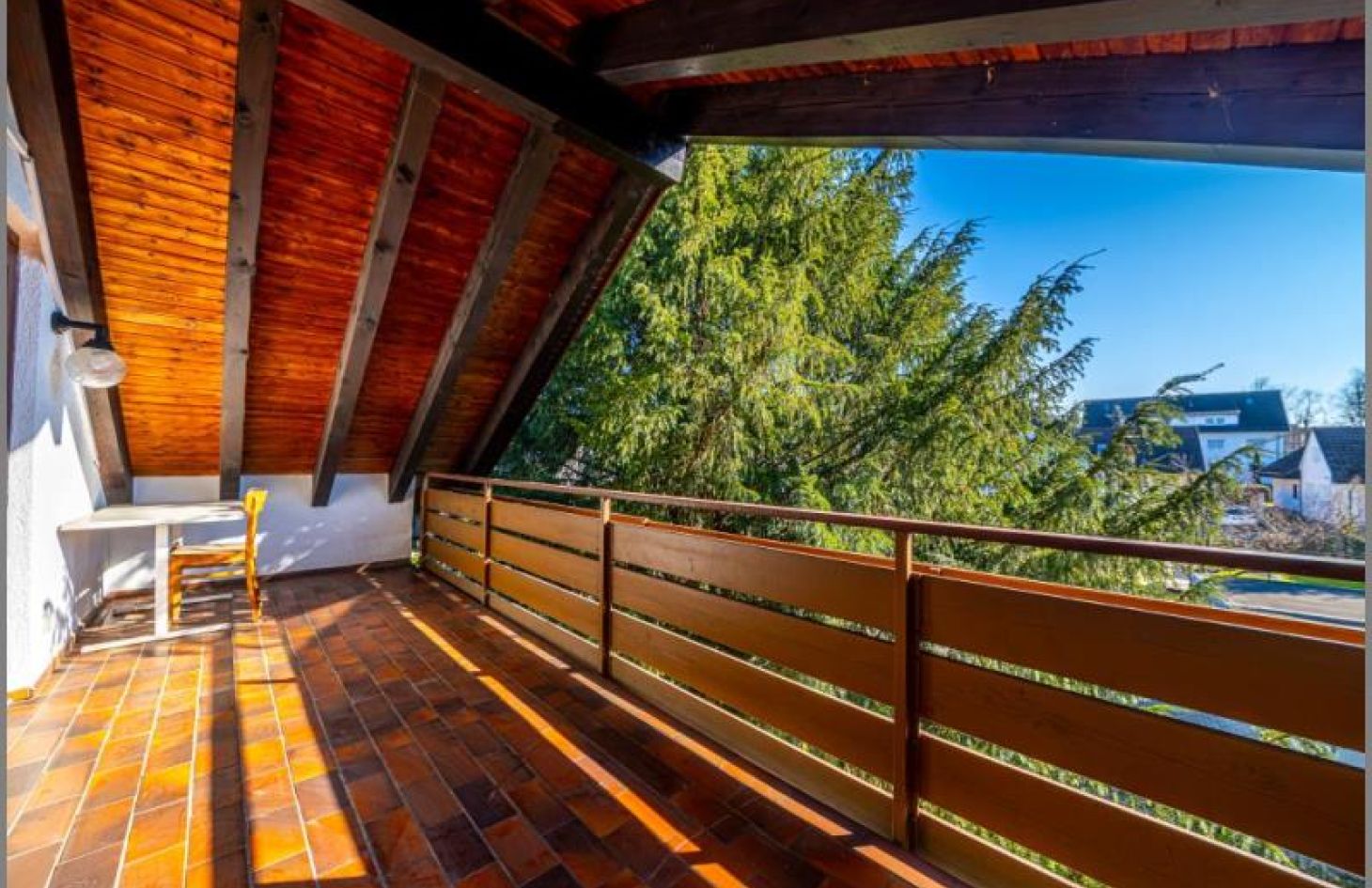 Balkon DG von Großartig! Sehr gepflegtes Einfamilienhaus in begehrter Lage mit Anbau u. Garten in Achern bei Dhonau Immobilien-Makler Ortenau