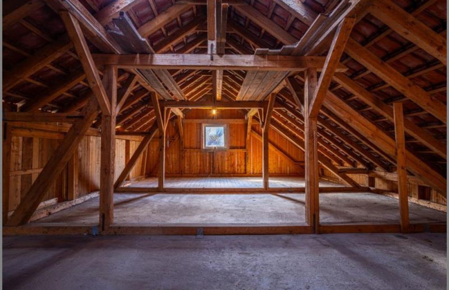 Anbau Dachboden  von Ein- bis Zweifamilienhaus mit massivem Öko-Anbau - Ausbauoption plus extra Grundstück! in Kappelrodeck bei Dhonau Immobilien-Makler Ortenau