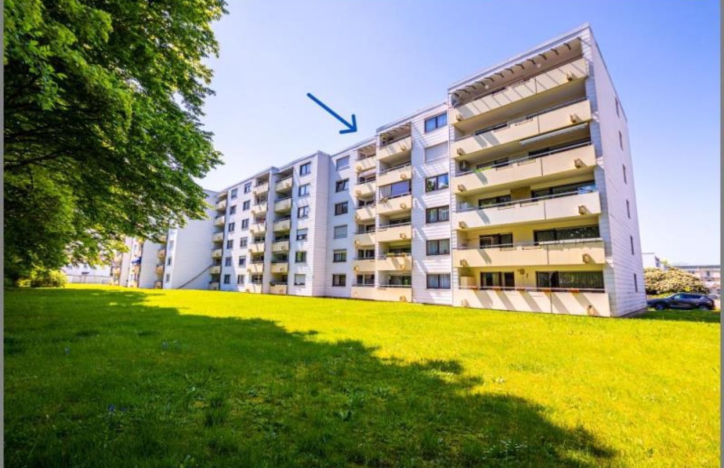 In Achern ganz oben von Herrlich Wohnen über Achern ! 3-Zimmer-ETW! Balkon, Aufzug, Tiefgarage! in Achern bei Dhonau Immobilien-Makler Ortenau