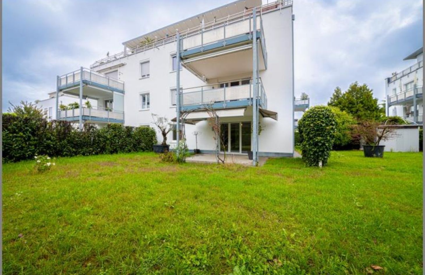 Ebenes Grundstück von Genial! Schicke 3-Zimmer-Stadtwohnung im EG mit großem Garten, Tiefgarage, Aufzug in Achern Stadt bei Dhonau Immobilien-Makler Ortenau