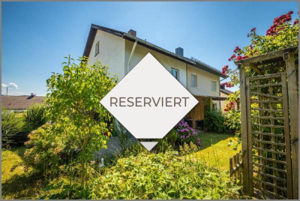 reserviert von Wohnliche Doppelhaushälfte - Gemütliches Zuhause in begehrter Lage! in Sasbach bei Dhonau Immobilien-Makler Ortenau