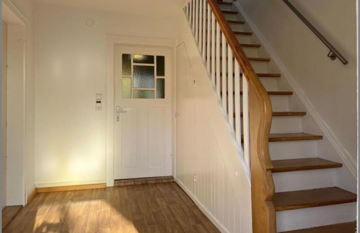 Diele EG von Schnuckeliges freistehendes Einfamilienhaus zur Miete in Achern-Gamshurst bei Dhonau Immobilien-Makler Ortenau