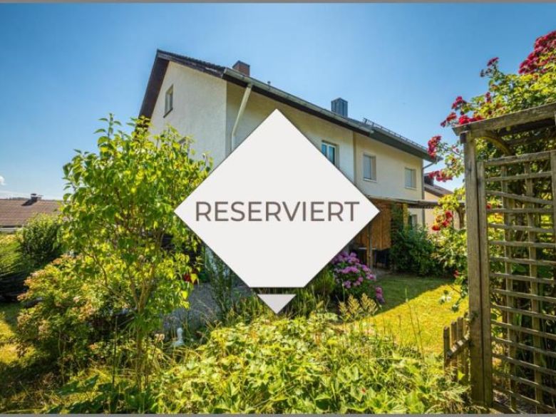 reserviert von Wohnliche Doppelhaushälfte - Gemütliches Zuhause in begehrter Lage! in Sasbach bei Dhonau Immobilien-Makler Ortenau