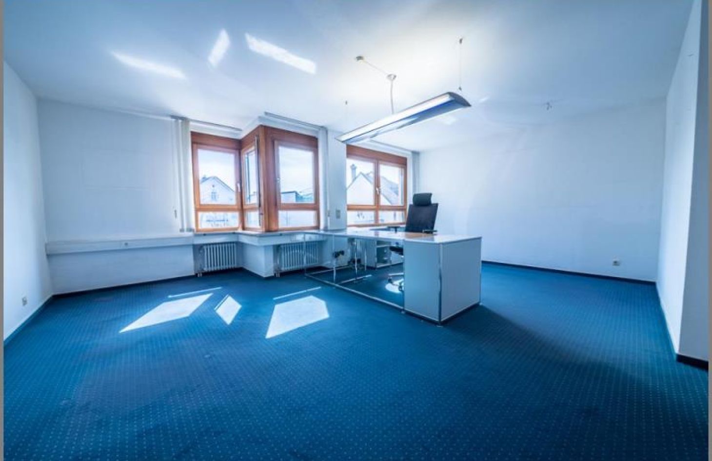 Büro 4 / OG von Repräsentative Büros-Praxisräume-Ladenflächen zentral in Bühl
 in Bühl bei Dhonau Immobilien-Makler Ortenau