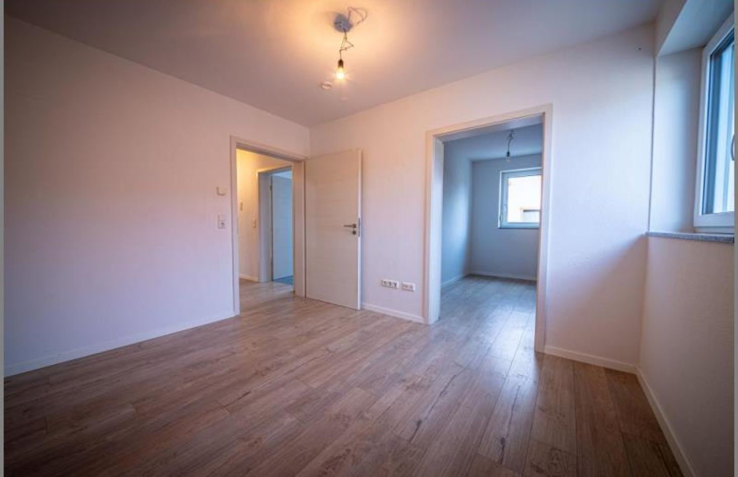 Eltern / OG von So gut wie NEU! Schickes, modernes Einfamilienhaus mit 6 Zimmern, Garage und Stellplatz. in Achern-Fautenbach bei Dhonau Immobilien-Makler Ortenau