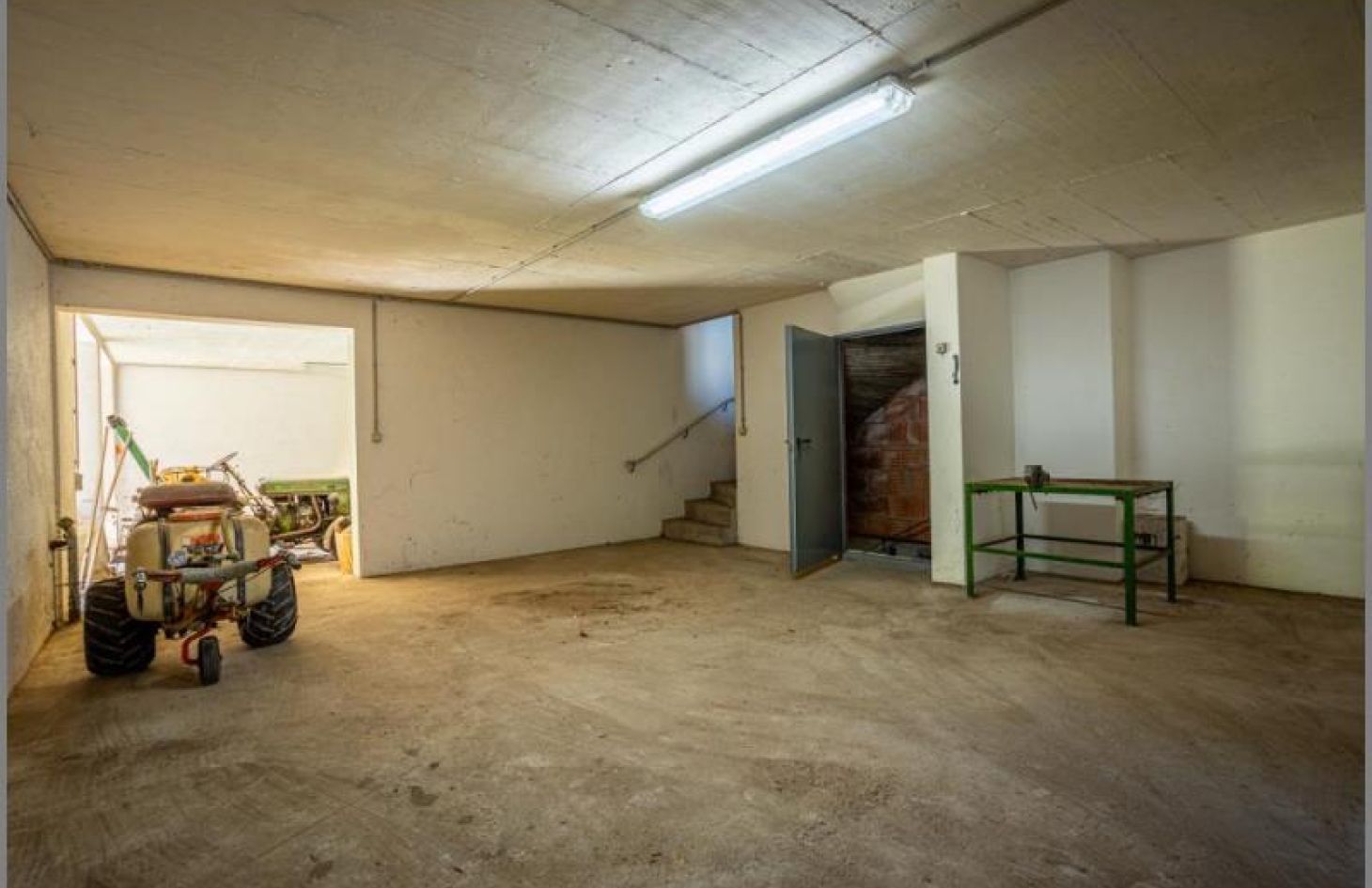 Anbau EG Werkstatt von Ein- bis Zweifamilienhaus mit massivem Öko-Anbau - Ausbauoption plus extra Grundstück! in Kappelrodeck bei Dhonau Immobilien-Makler Ortenau