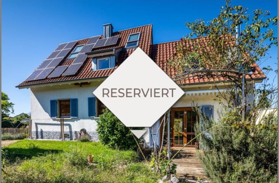 reserviert von Flair zum Verlieben! Sehr schönes, modernisiertes Einfamilienhaus mit Garten und Garagengebäude  in Achern-Önsbach bei Dhonau Immobilien-Makler Ortenau