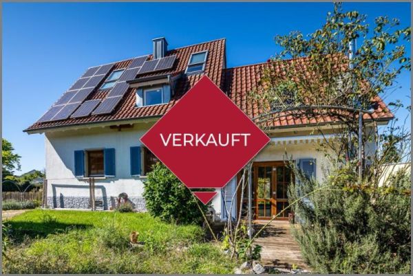 verkauft von Flair zum Verlieben! Sehr schönes, modernisiertes Einfamilienhaus mit Garten und Garagengebäude  in Achern-Önsbach bei Dhonau Immobilien-Makler Ortenau