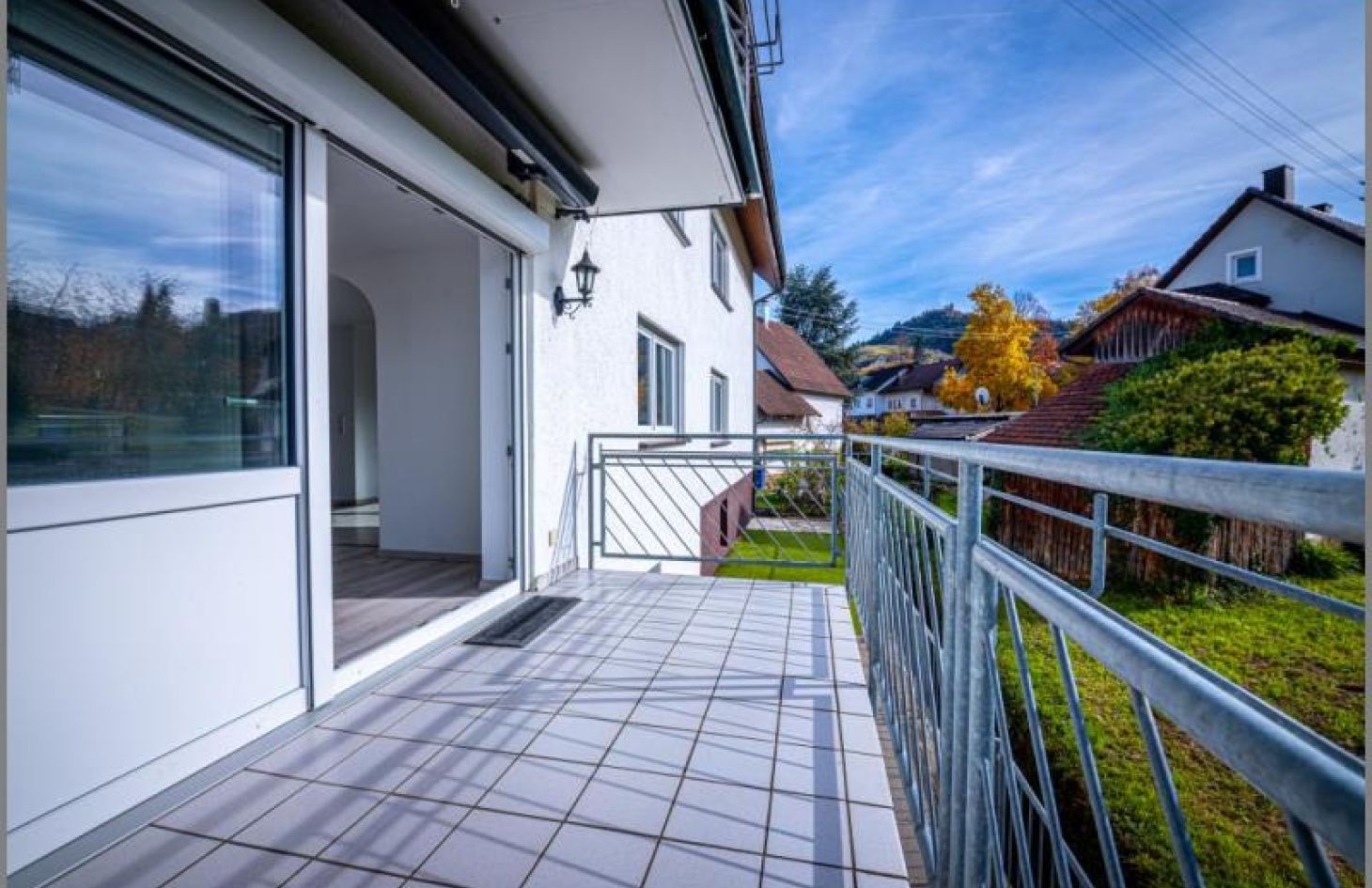 Balkon EG von Für Anleger und Selbstnutzer! Gepflegtes Dreifamilienhaus bereit zur Neu-Vermietung! in Baden-Baden Varnhalt bei Dhonau Immobilien-Makler Ortenau