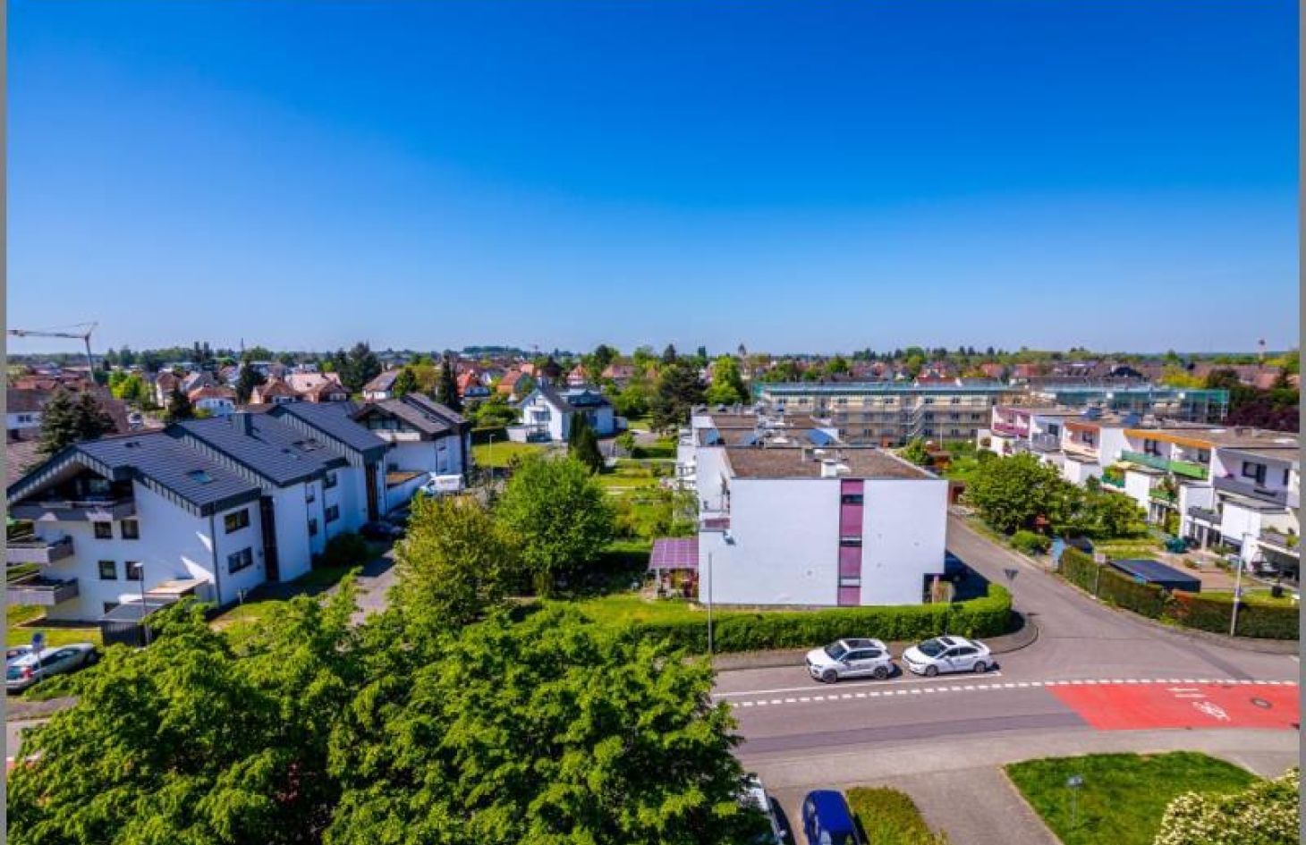 Herrliche Aussicht von Herrlich Wohnen über Achern ! 3-Zimmer-ETW! Balkon, Aufzug, Tiefgarage! in Achern-Nord bei Dhonau Immobilien-Makler Ortenau