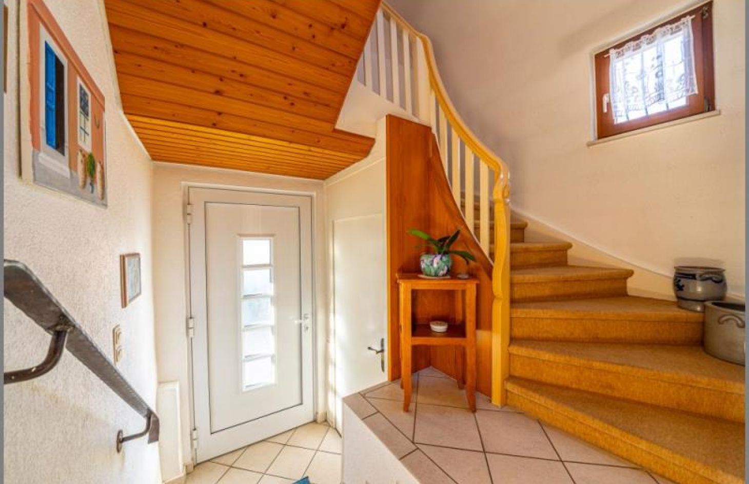 Diele EG von Großartig! Sehr gepflegtes Einfamilienhaus in begehrter Lage mit Anbau u. Garten in Achern bei Dhonau Immobilien-Makler Ortenau