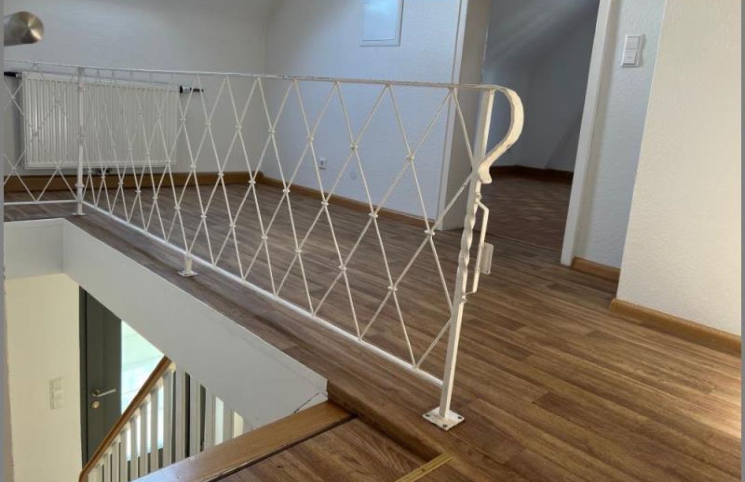 Empore DG von Schnuckeliges freistehendes Einfamilienhaus zur Miete in Achern-Gamshurst bei Dhonau Immobilien-Makler Ortenau