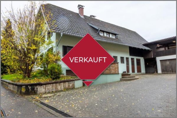 verkauft von Schönes Dorfhaus mit Wirtschaftsgebäude und Garage in Achern-Ortsteil bei Dhonau Immobilien-Makler Ortenau