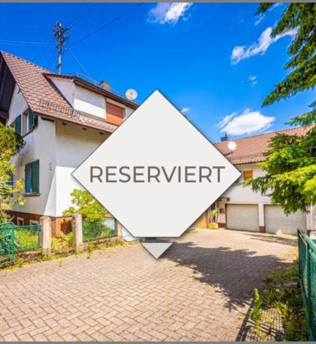 reserviert von Teilsaniertes, großzügiges Zweifamilien-Anwesen mit Baugrundstück! in Baden-Baden bei Dhonau Immobilien-Makler Ortenau