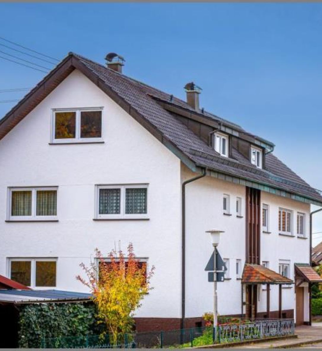 MFH in Varnhalt von Für Anleger und Selbstnutzer! Gepflegtes Dreifamilienhaus bereit zur Neu-Vermietung! in Baden-Baden Varnhalt bei Dhonau Immobilien-Makler Ortenau