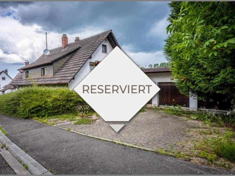 reserviert von Ihre Sanierungs-Chance: EFH oder ZFH mit großem Grundstück in ruhiger Lage in Lauf bei Dhonau Immobilien-Makler Ortenau