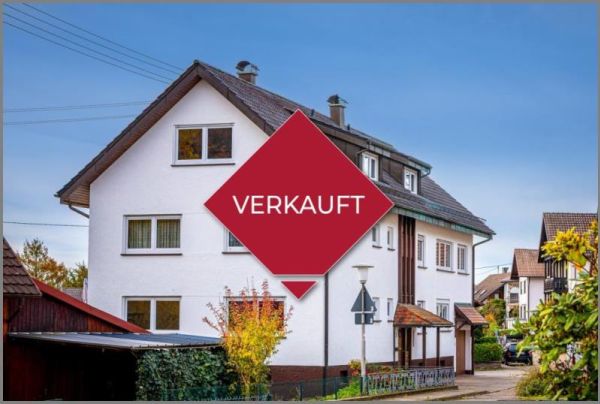 verkauft von Für Anleger und Selbstnutzer! Gepflegtes Dreifamilienhaus bereit zur Neu-Vermietung! in Baden-Baden Varnhalt bei Dhonau Immobilien-Makler Ortenau